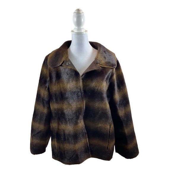 Bisou Bisou brand Faux Fur and Faux Suede Lightweight Jacket Size Medium - Picture 13 of 13